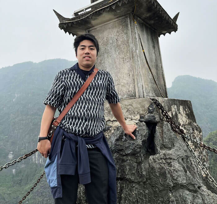 japan-staff-20250402-01